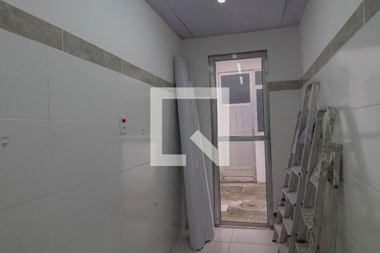 Quarto 1 (casa 2) de casa à venda com 5 quartos, 180m² em Curicica, Rio de Janeiro