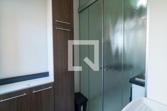 Área de Serviço de apartamento para alugar com 2 quartos, 57m² em Parque Jabaquara, São Paulo