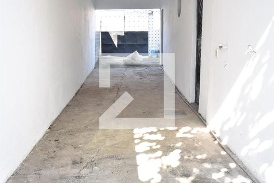 Garagem de casa à venda com 2 quartos, 180m² em Campo Grande, Rio de Janeiro