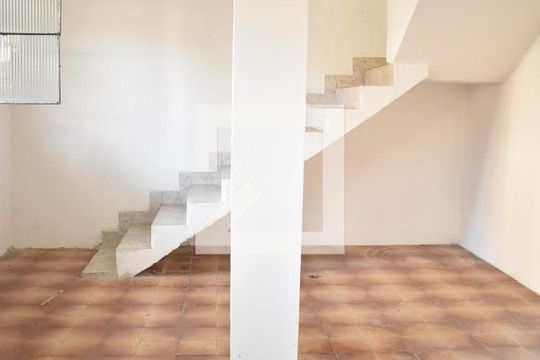 Sala de casa à venda com 2 quartos, 180m² em Campo Grande, Rio de Janeiro