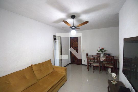 Sala de apartamento para alugar com 2 quartos, 55m² em Jardim Alcântara, São Gonçalo