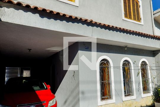 Garagem de casa à venda com 3 quartos, 159m² em Jardim Flor da Montanha, Guarulhos