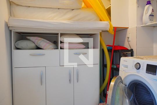 Área de serviço de casa para alugar com 3 quartos, 170m² em São João do Rio Vermelho, Florianópolis