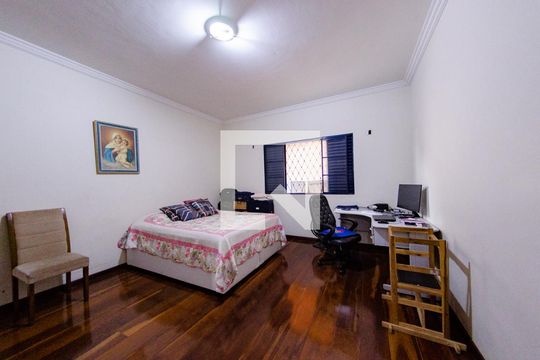 Quarto 1 de casa à venda com 4 quartos, 292m² em Nova Gameleira, Belo Horizonte