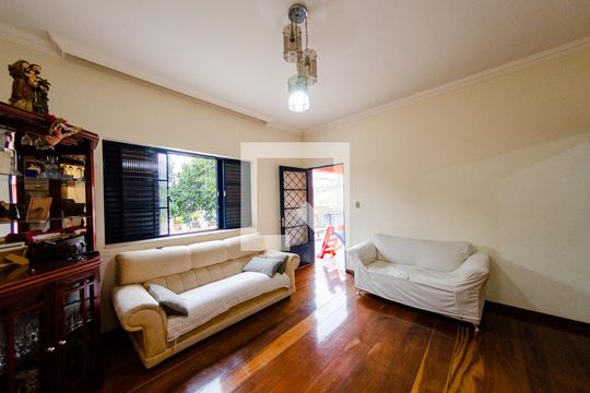 Casa à venda com 4 quartos, 292m² em Nova Gameleira, Belo Horizonte