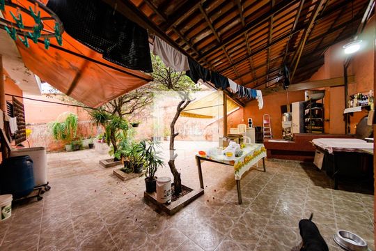 Quintal de casa à venda com 4 quartos, 292m² em Nova Gameleira, Belo Horizonte