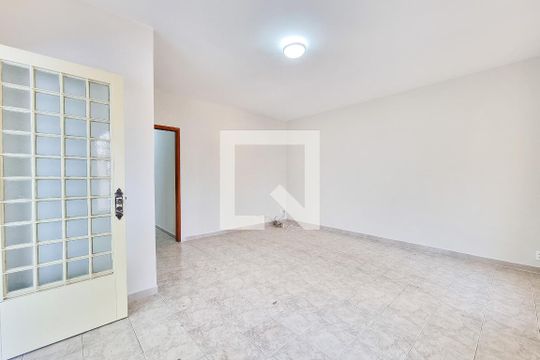 Sala de casa para alugar com 3 quartos, 173m² em Jardim Satélite, São José dos Campos
