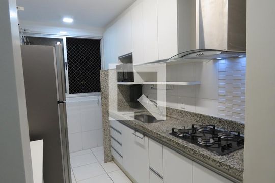 Cozinha de apartamento para alugar com 2 quartos, 62m² em Setor Bueno, Goiânia