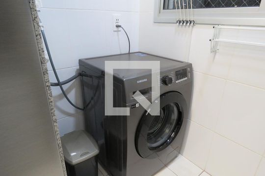 Área de Serviço de apartamento para alugar com 2 quartos, 62m² em Setor Bueno, Goiânia
