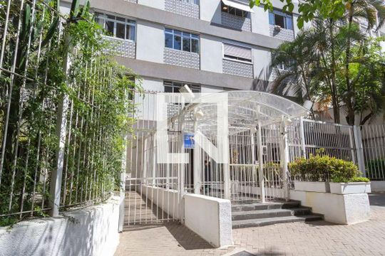 Fachada de apartamento para alugar com 2 quartos, 71m² em Consolação, São Paulo