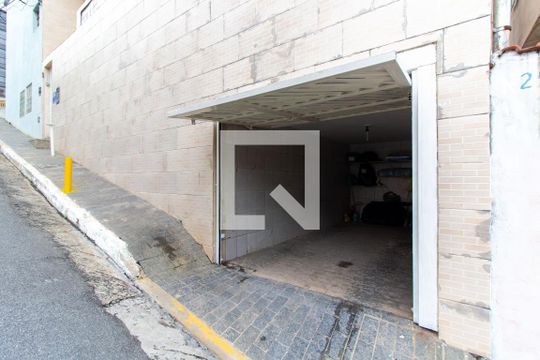 Garagem de casa à venda com 2 quartos, 212m² em Vila Regente Feijó, São Paulo