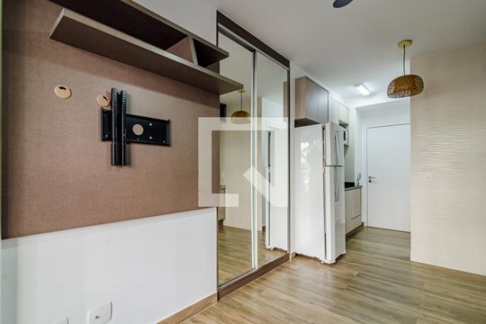 StudioStudio de kitnet/studio para alugar com 1 quarto, 25m² em Vila Madalena, São Paulo