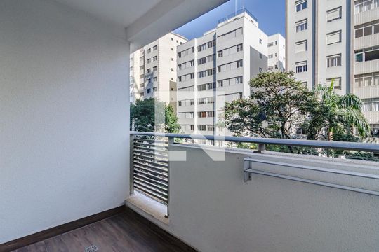 Varanda de kitnet/studio para alugar com 1 quarto, 25m² em Vila Madalena, São Paulo