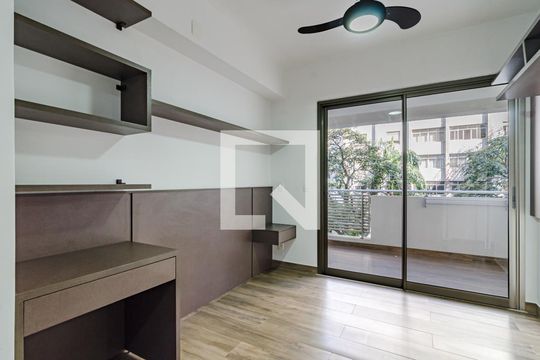 Studio de kitnet/studio para alugar com 1 quarto, 25m² em Vila Madalena, São Paulo