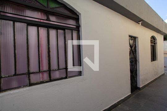 Fachada casa 2 de casa à venda com 4 quartos, 185m² em Jaqueline, Belo Horizonte