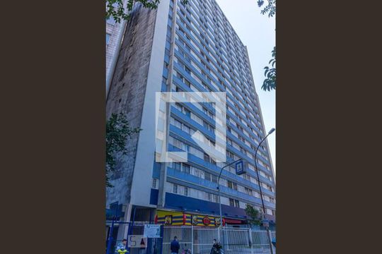 Fachada de apartamento à venda com 3 quartos, 73m² em Sé, São Paulo
