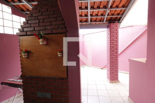 Quintal - Churrasqueira de casa à venda com 4 quartos, 167m² em Vila Alto de Santo André, Santo André