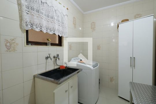 Área de Serviço Interna de casa à venda com 4 quartos, 167m² em Vila Alto de Santo André, Santo André