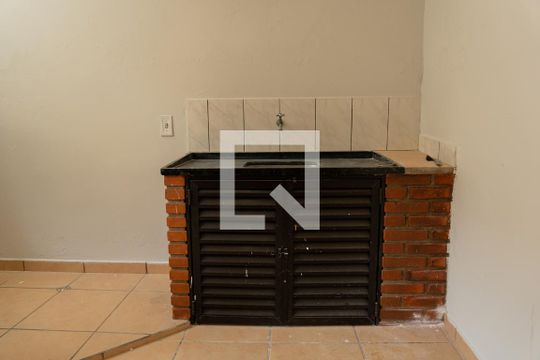 Churrasqueira de casa à venda com 3 quartos, 353m² em Vila Humaita, Santo André