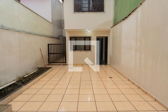 Casa à venda com 3 quartos, 353m² em Vila Humaita, Santo André