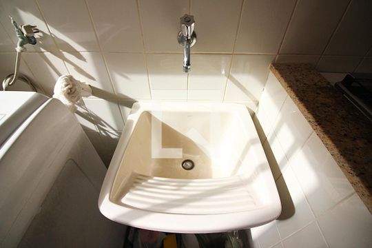 Área de Serviço de apartamento para alugar com 2 quartos, 54m² em Vila Tupi, São Bernardo do Campo