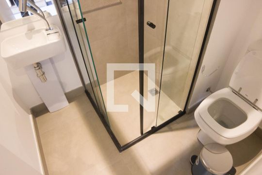 Banheiro de kitnet/studio à venda com 1 quarto, 20m² em Bela Vista, São Paulo