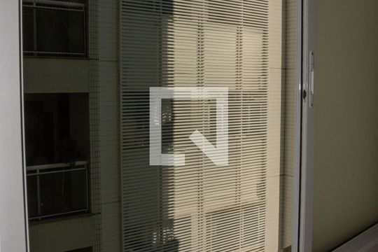 Suite de apartamento à venda com 2 quartos, 80m² em Vital Brasil, Niterói