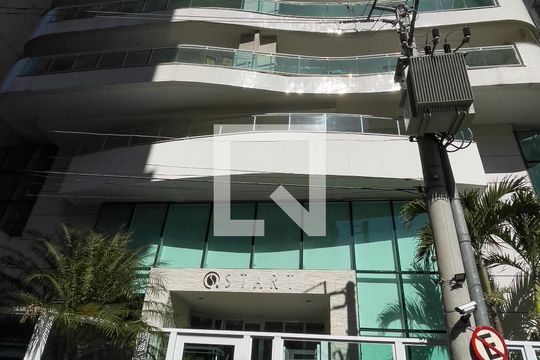 Fachada de apartamento à venda com 2 quartos, 80m² em Vital Brasil, Niterói