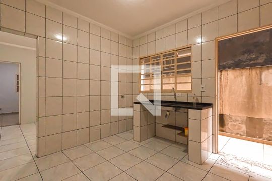 Cozinha de casa para alugar com 2 quartos, 100m² em Jardim Adriana, Guarulhos