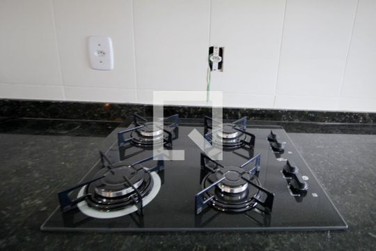 Cozinha de apartamento para alugar com 2 quartos, 52m² em Parque Morumbi, Votorantim