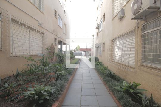 Área comum de apartamento para alugar com 1 quarto, 53m² em São Sebastião, Porto Alegre