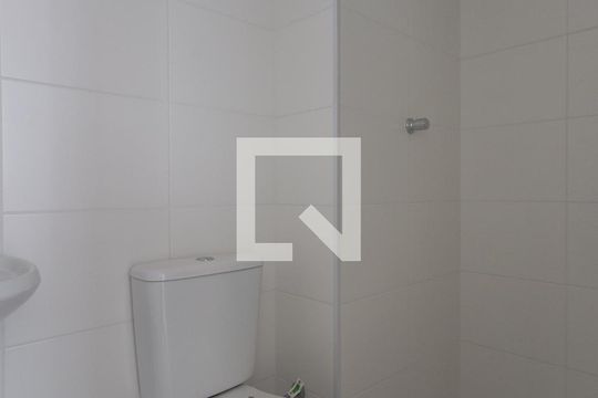 Banheiro de apartamento para alugar com 2 quartos, 33m² em Sacomã, São Paulo