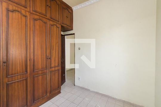 Quarto 1 de apartamento à venda com 2 quartos, 74m² em Brás de Pina, Rio de Janeiro