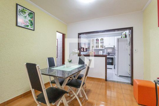 Sala de jantar de casa à venda com 2 quartos, 140m² em Veloso, Osasco