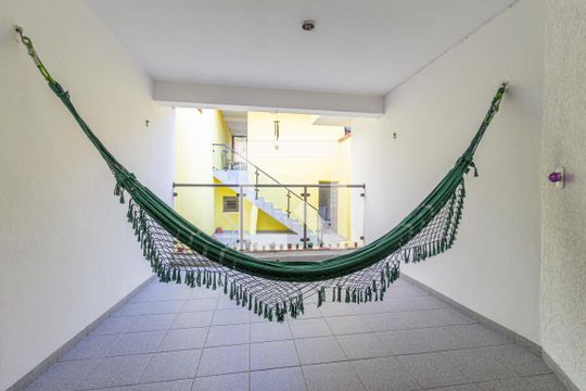 Sacada de casa à venda com 2 quartos, 140m² em Veloso, Osasco