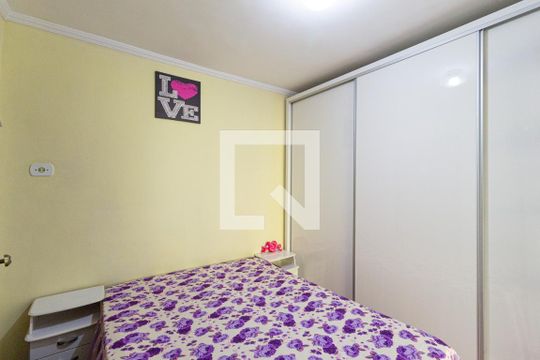 Suíte 2 de casa à venda com 2 quartos, 140m² em Veloso, Osasco