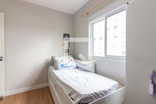 Quarto 2 de apartamento para alugar com 2 quartos, 47m² em Jardim Boa Vista (zona Oeste), Osasco
