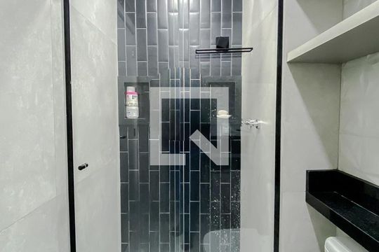 Banheiro de apartamento à venda com 2 quartos, 77m² em Belenzinho, São Paulo