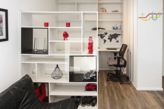 Sala de kitnet/studio para alugar com 1 quarto, 30m² em Vila Prudente, São Paulo