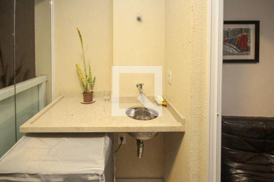 Varanda de kitnet/studio para alugar com 1 quarto, 30m² em Vila Prudente, São Paulo