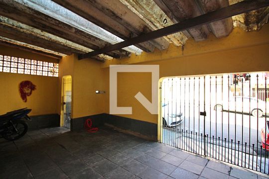 Garagem de casa à venda com 3 quartos, 193m² em Ferrazópolis, São Bernardo do Campo