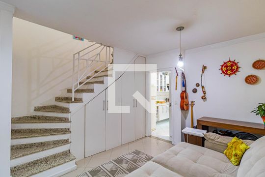 Sala de casa à venda com 2 quartos, 71m² em Vila Antônio, São Paulo