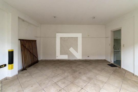 Garagem de casa à venda com 4 quartos, 258m² em Indianópolis, São Paulo