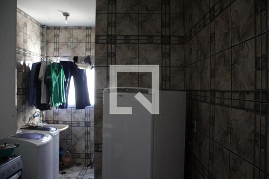 Cozinha e Área de Serviço de apartamento para alugar com 2 quartos, 56m² em Gravatas, Uberlândia