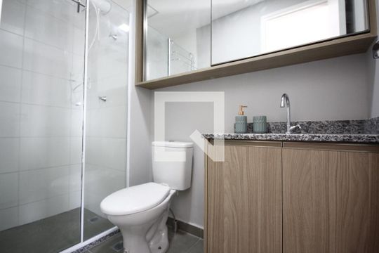 Banheiro de kitnet/studio à venda com 1 quarto, 29m² em Vila Mariana, São Paulo