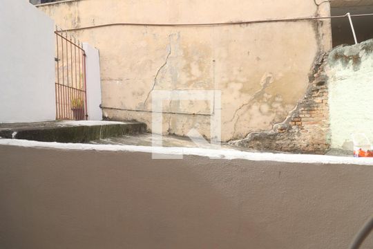 Janela Quarto 1  de casa para alugar com 1 quarto, 50m² em Vila Baruel, São Paulo