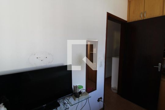 Quarto 1 de casa à venda com 3 quartos, 200m² em Vila Campo Grande, São Paulo