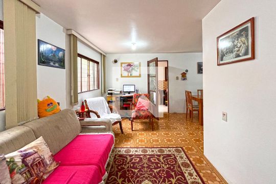 Sala Dois Ambientes de casa à venda com 3 quartos, 330m² em Partenon, Porto Alegre