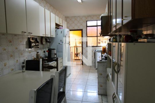 Cozinha de casa à venda com 4 quartos, 332m² em Salgado Filho, Belo Horizonte