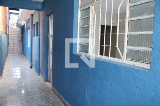 Área comum de casa para alugar com 1 quarto, 100m² em Cidade Líder, São Paulo